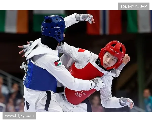 跆拳道世锦赛女子53公斤级决赛沙特选手迎战土耳其选手争夺金牌